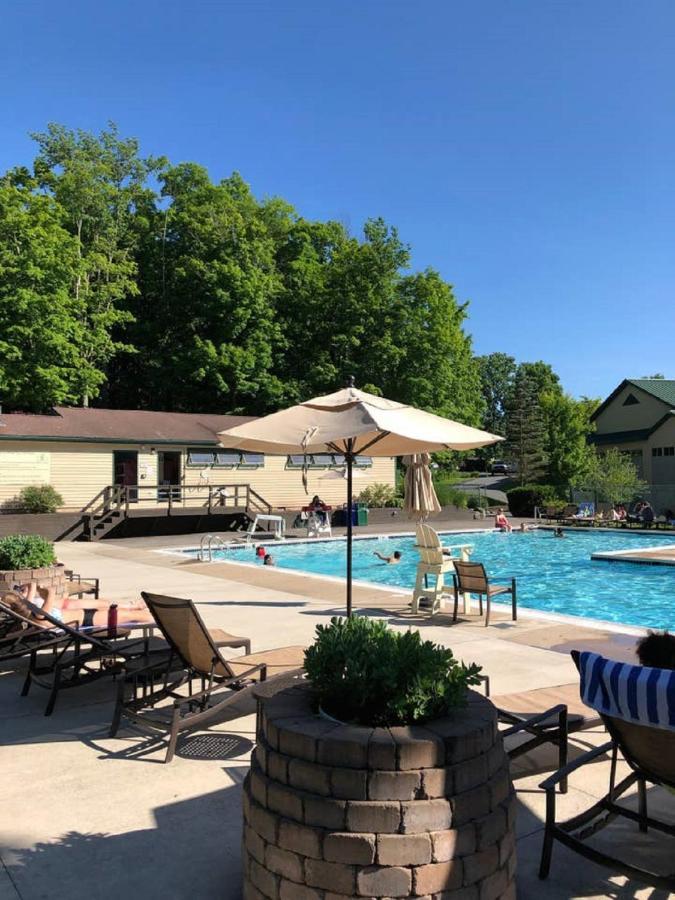 Pocono Villas Resort East Stroudsburg Exterior foto